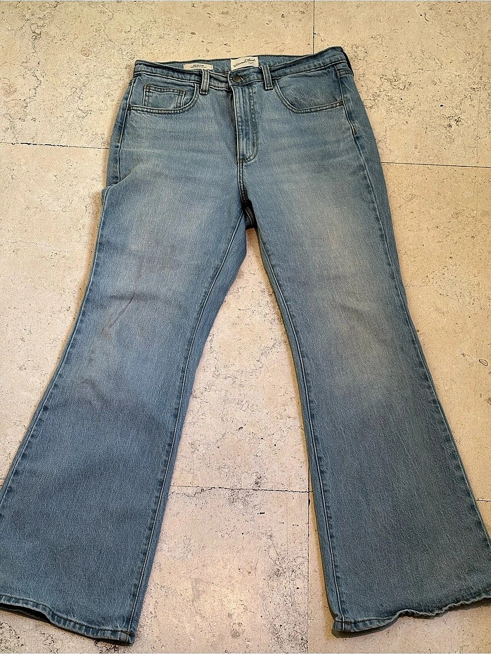 Universal Thread High Rise Flare Jeans in Blue Size 8